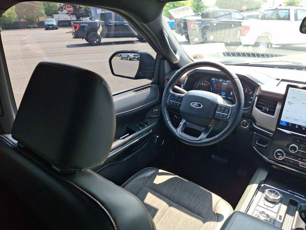 Thumbnail: 2024 Ford Expedition - 8