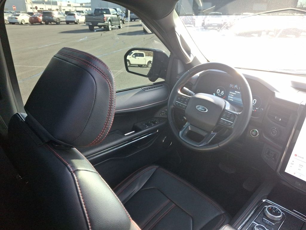 Thumbnail: 2022 Ford Expedition - 7