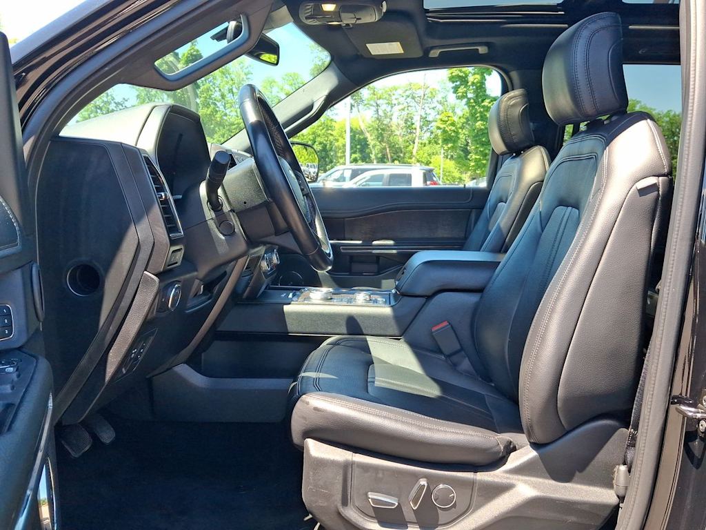 Thumbnail: 2018 Ford Expedition - 24