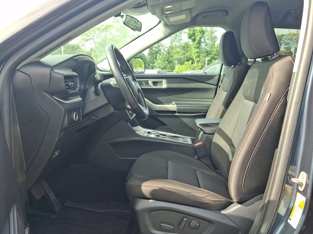 Thumbnail: 2023 Ford Explorer - 10