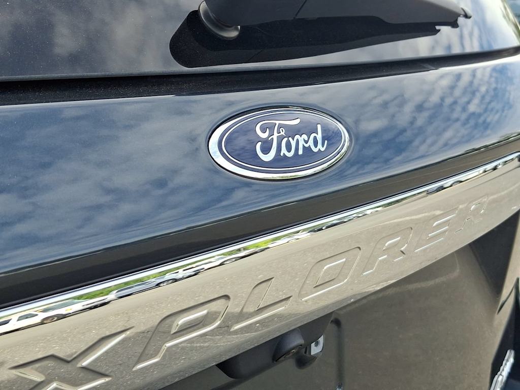 Thumbnail: 2023 Ford Explorer - 30