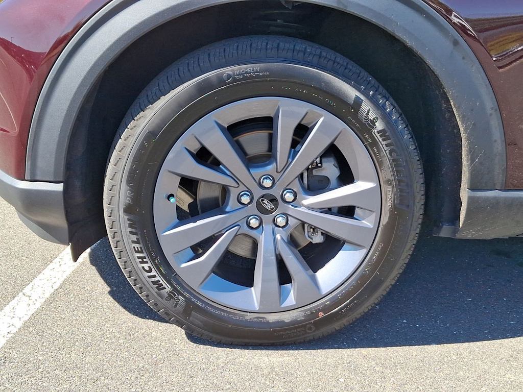 Thumbnail: 2023 Ford Explorer - 6
