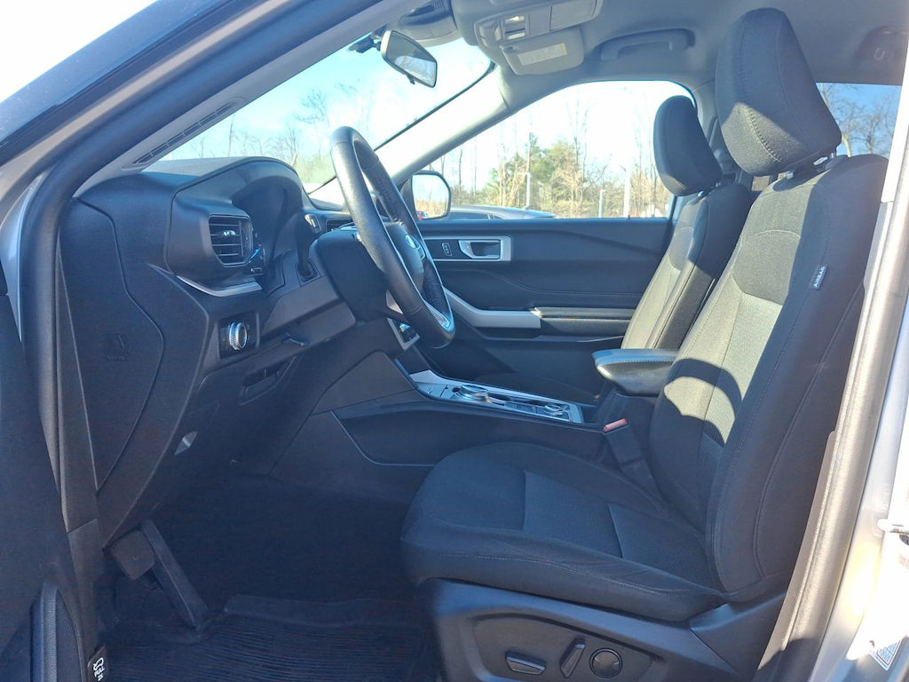 Thumbnail: 2023 Ford Explorer - 8