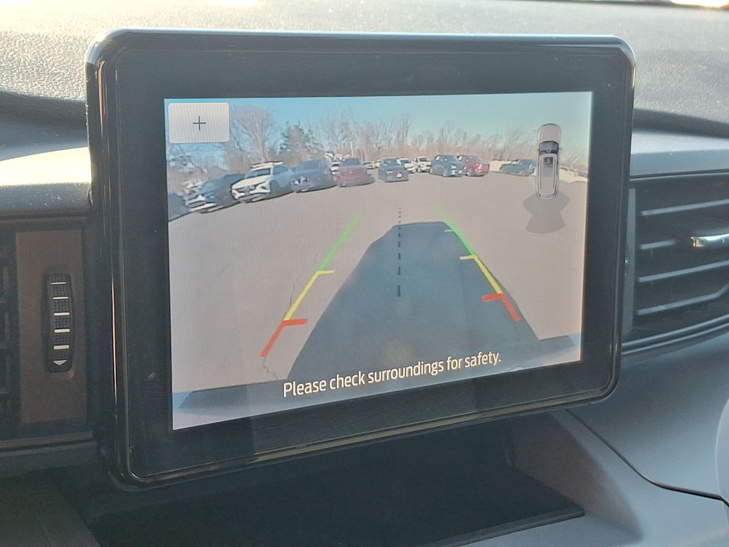 Thumbnail: 2023 Ford Explorer - 25