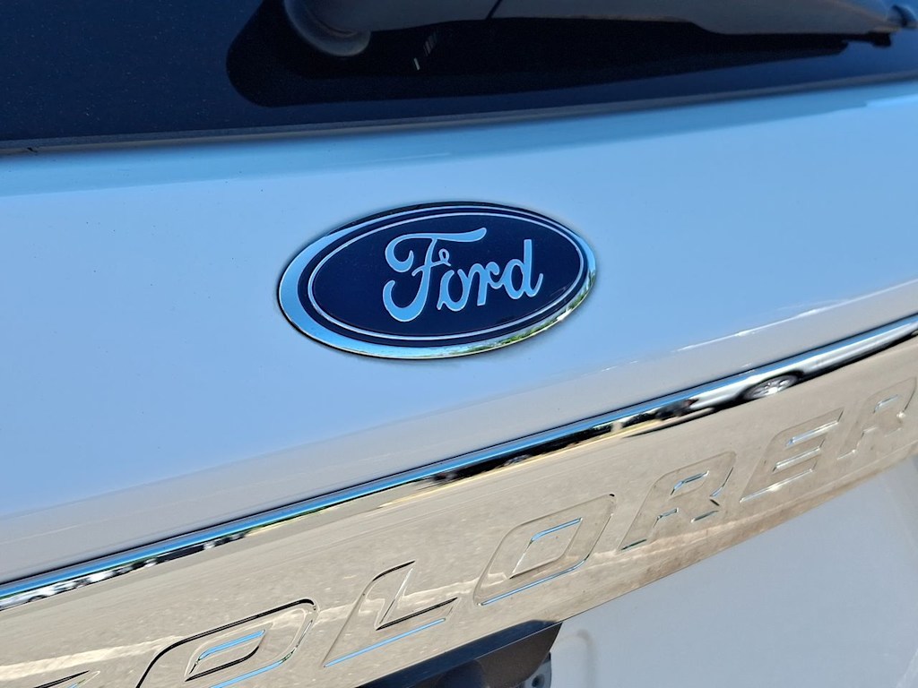 Thumbnail: 2023 Ford Explorer - 5