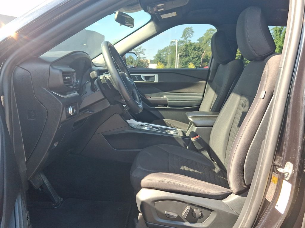 Thumbnail: 2020 Ford Explorer - 9