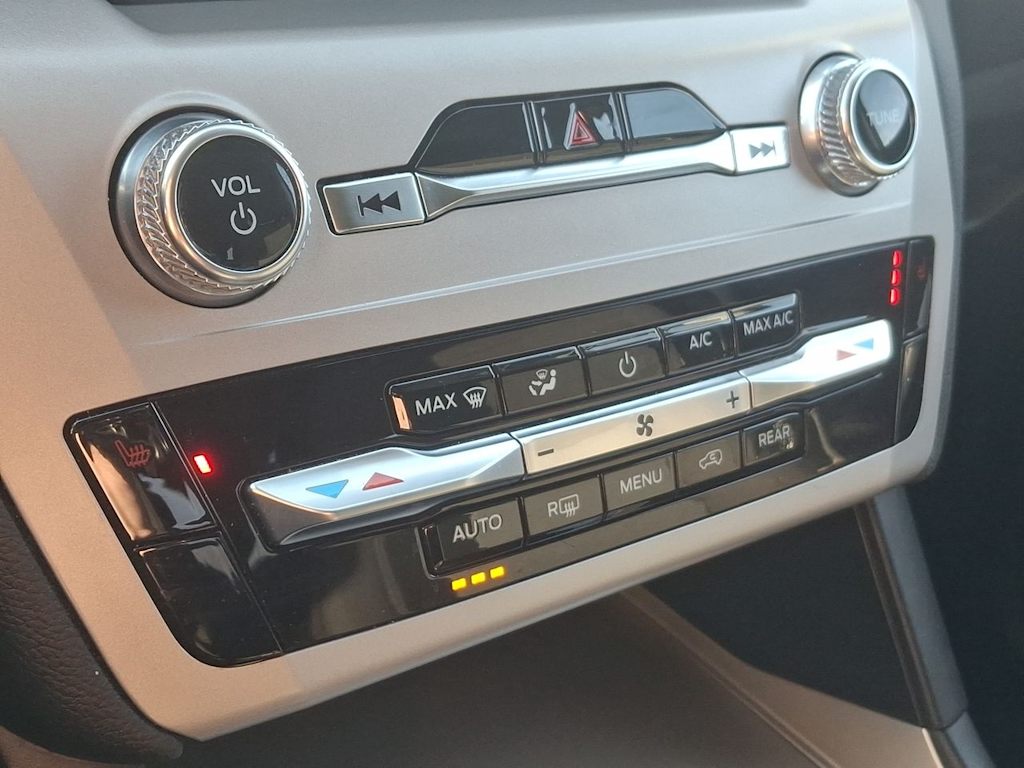 Thumbnail: 2023 Ford Explorer - 27