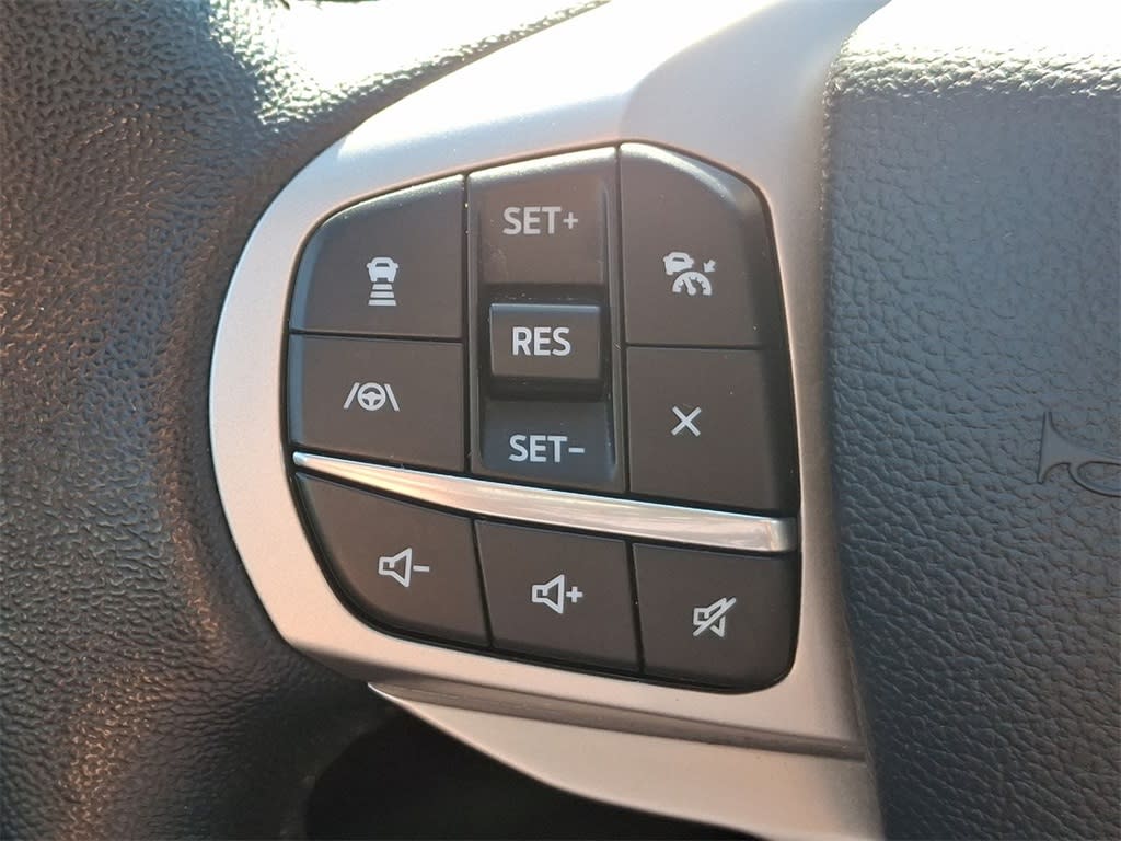 Thumbnail: 2022 Ford Explorer - 26