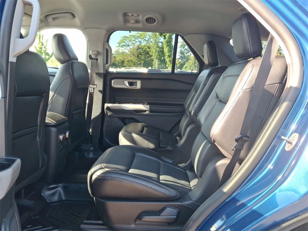 Thumbnail: 2022 Ford Explorer - 29