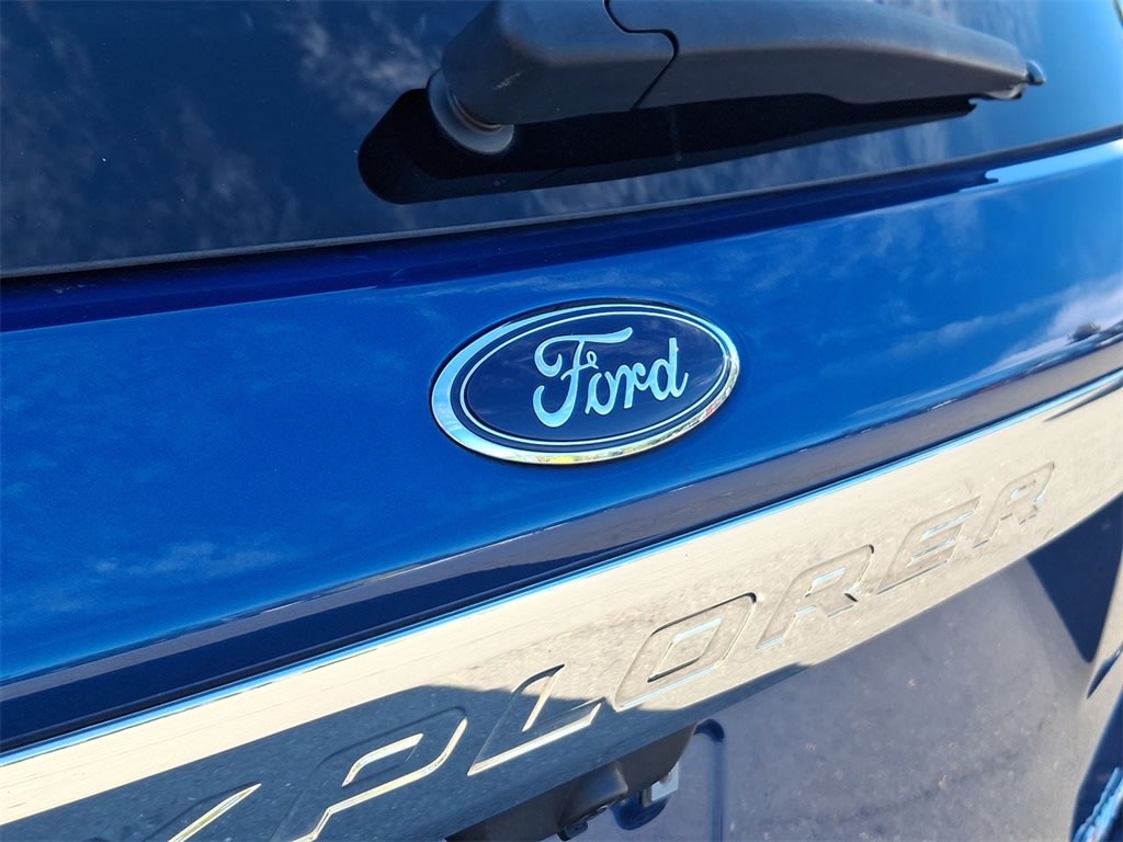 Thumbnail: 2022 Ford Explorer - 5