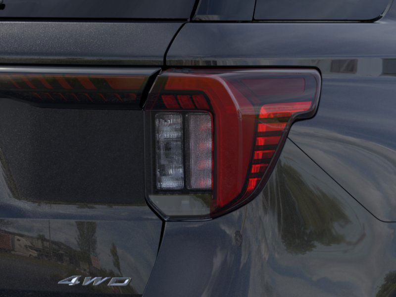 2025 Ford Explorer Active 21