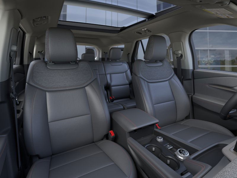 Thumbnail: 2025 Ford Explorer - 7
