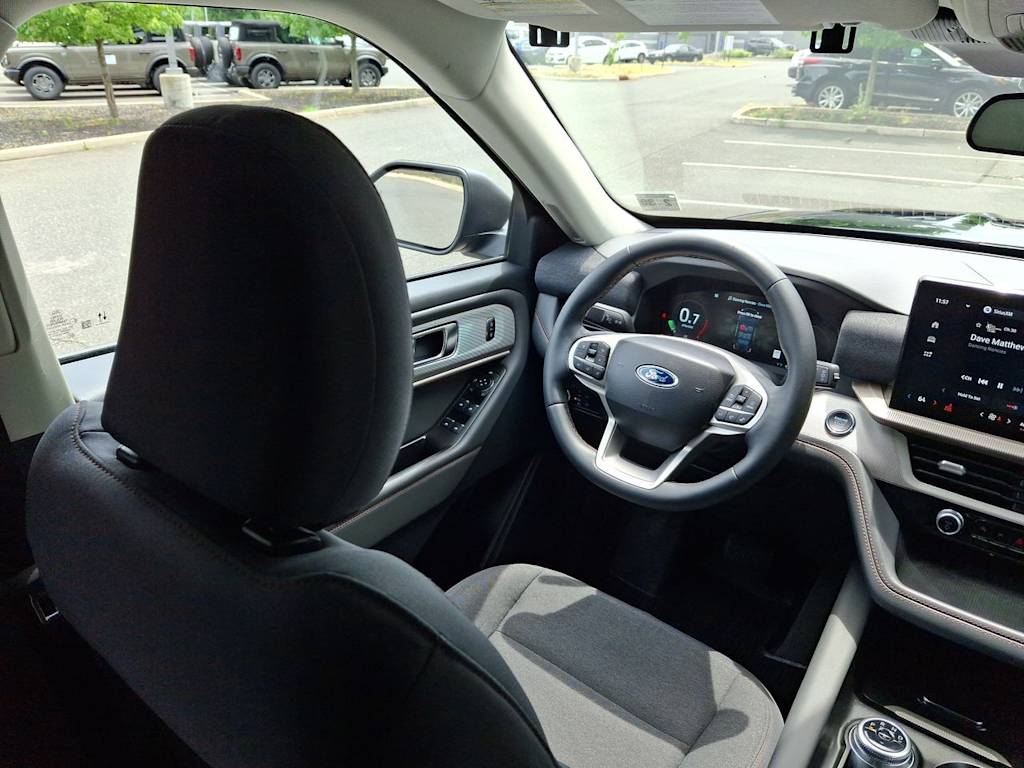 Thumbnail: 2025 Ford Explorer - 7