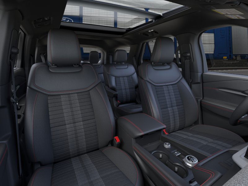2025 Ford Explorer ST-Line 8
