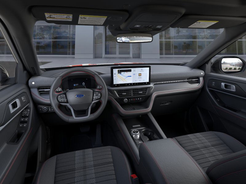 2025 Ford Explorer ST-Line 2