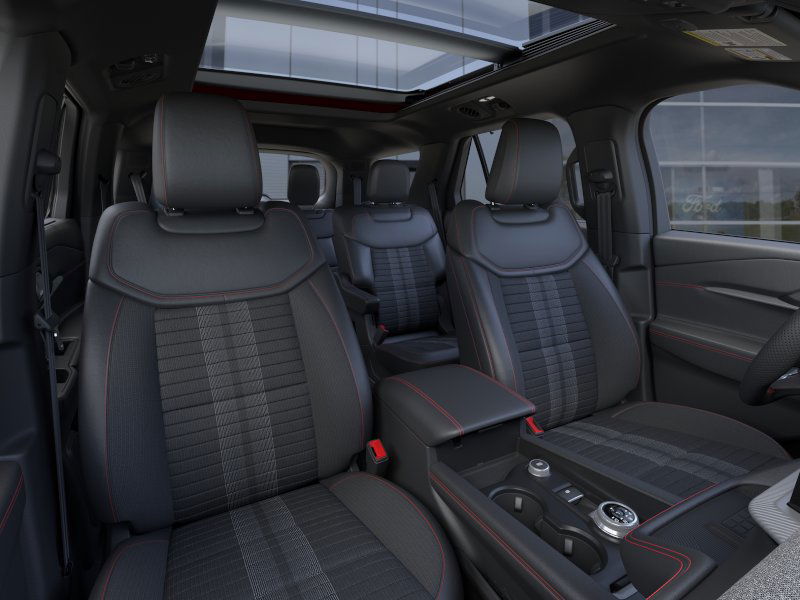 2025 Ford Explorer ST-Line 9