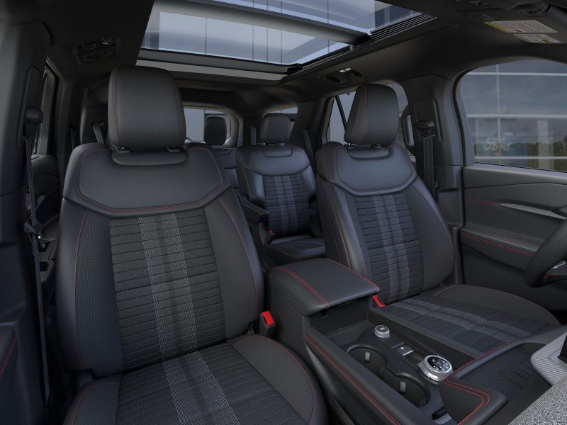 2025 Ford Explorer ST-Line 7
