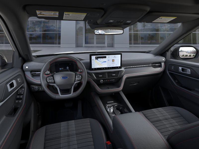 2025 Ford Explorer ST-Line 2