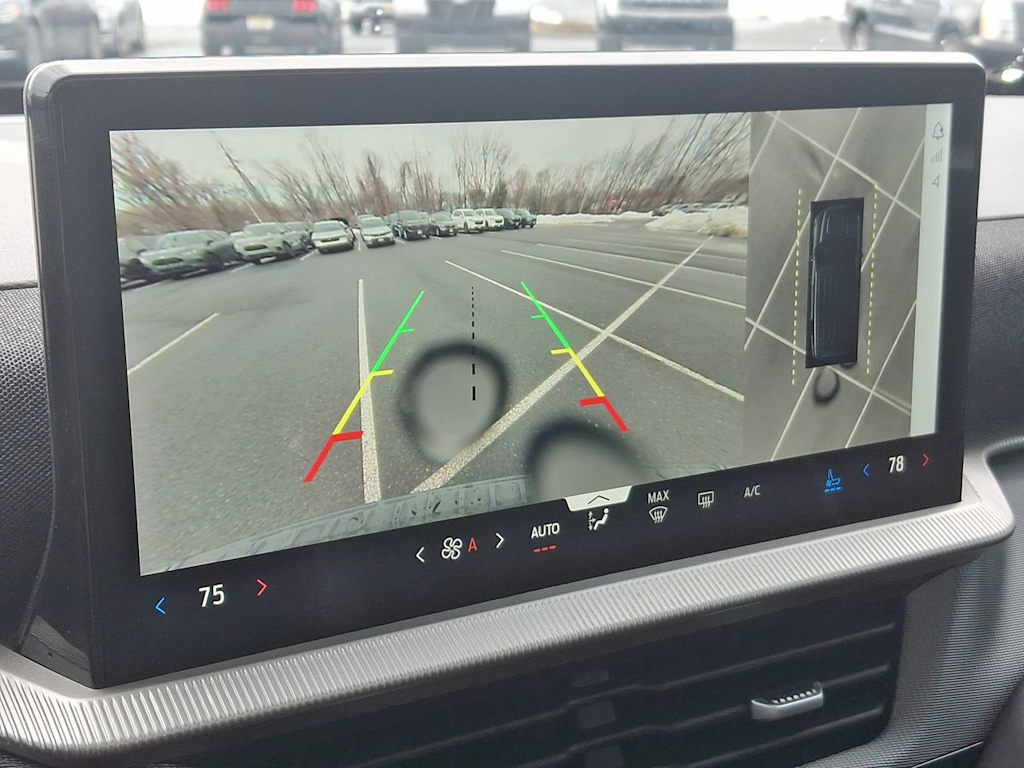 Thumbnail: 2025 Ford Explorer - 26