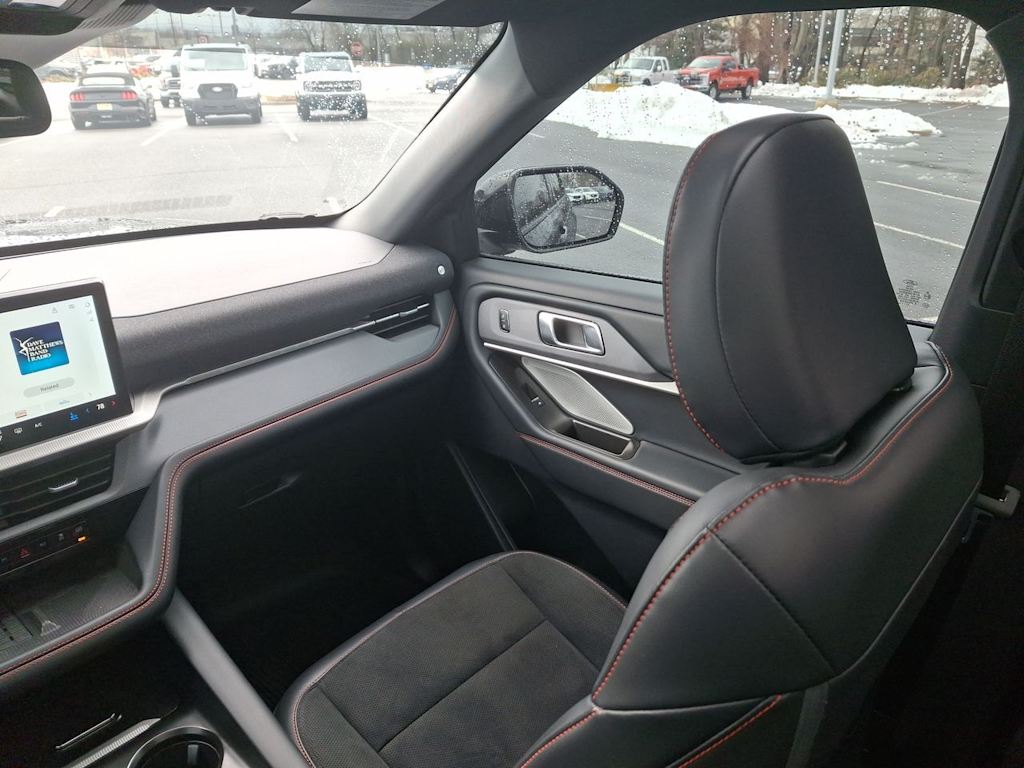 Thumbnail: 2025 Ford Explorer - 21