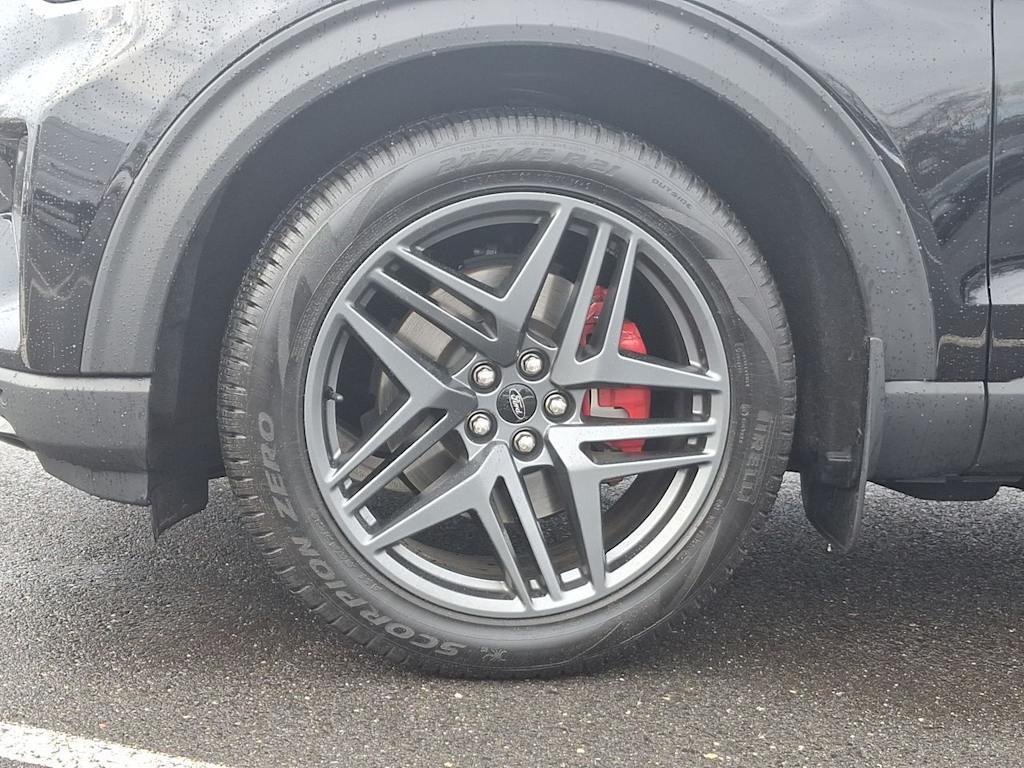 Thumbnail: 2025 Ford Explorer - 8