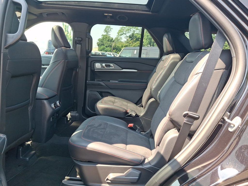 Thumbnail: 2026 Ford Explorer - 28