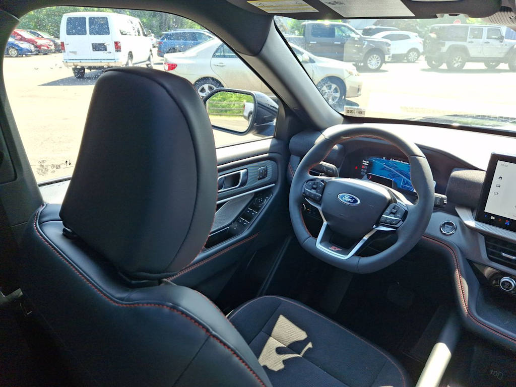 Thumbnail: 2026 Ford Explorer - 12