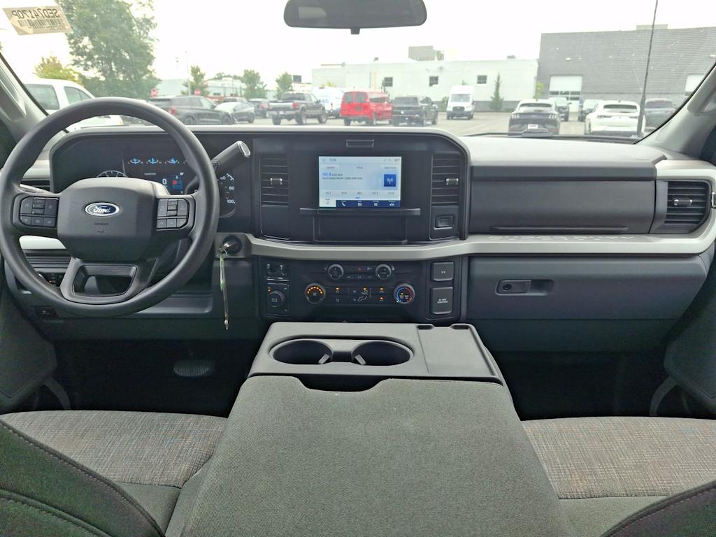 Thumbnail: 2025 Ford F-250 - 2