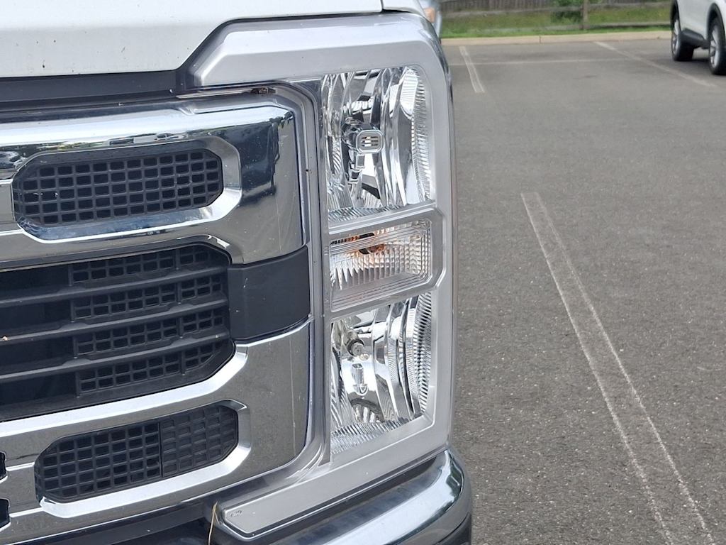 Thumbnail: 2025 Ford F-250 - 30