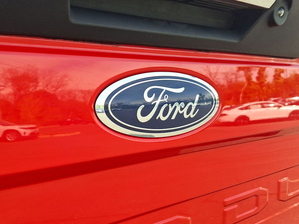 Thumbnail: 2022 Ford F-350 - 28