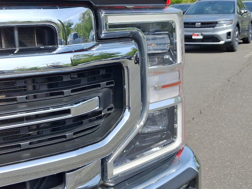 Thumbnail: 2022 Ford F-350 - 29
