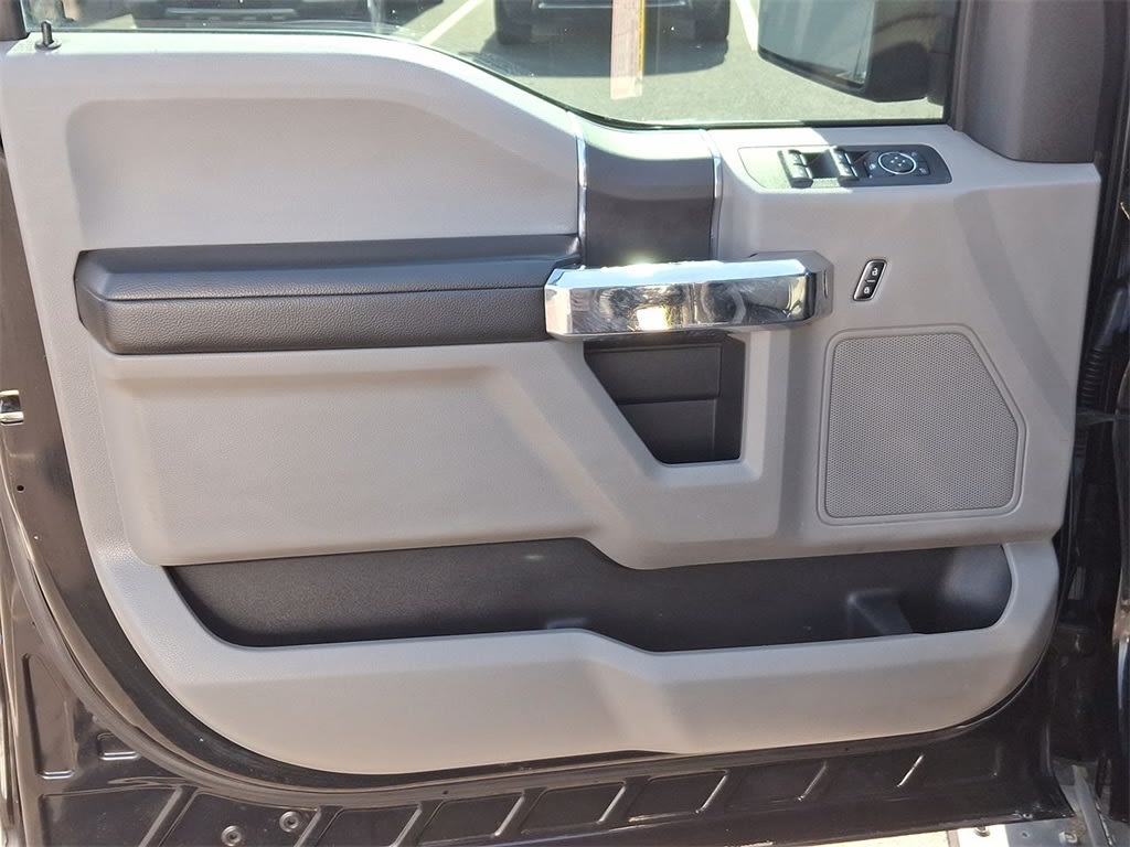 2018 Ford F-150 XLT 16