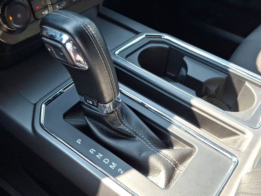 Thumbnail: 2016 Ford F-150 - 13