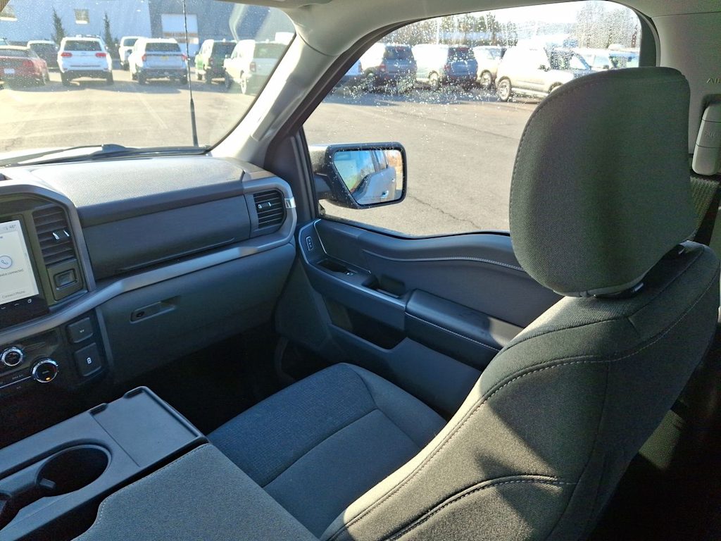 Thumbnail: 2025 Ford F-150 - 9