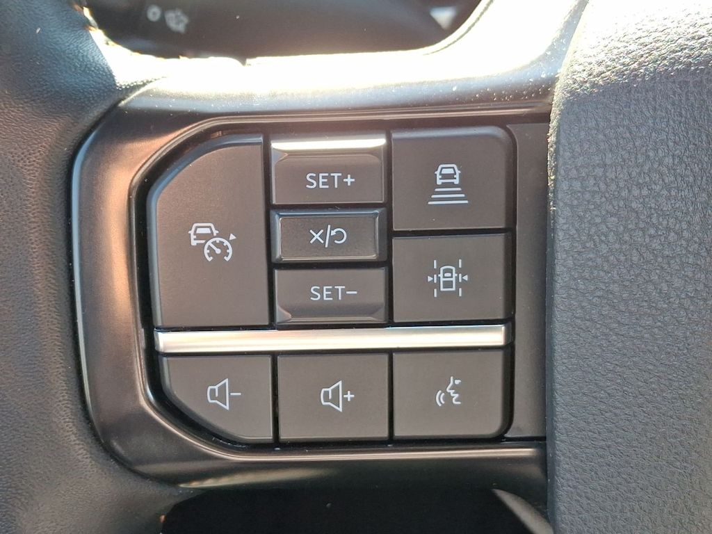 Thumbnail: 2023 Ford F-150 - 25