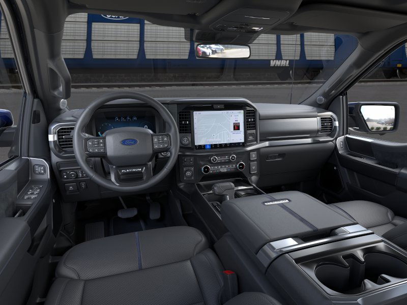 2025 Ford F-150 Platinum 2