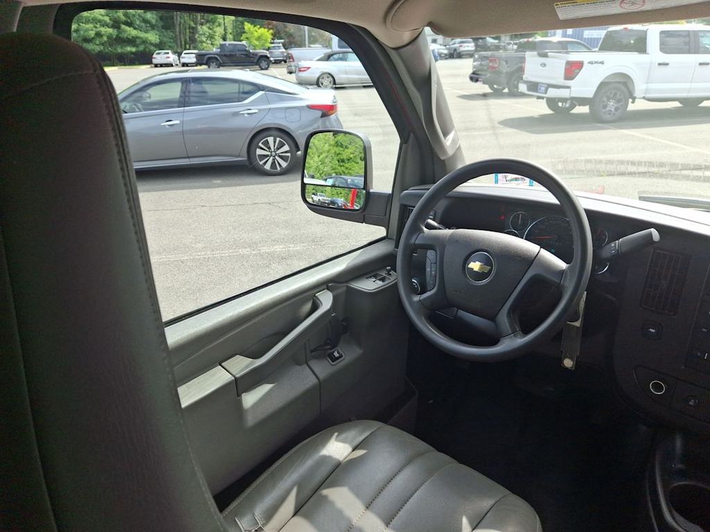 Thumbnail: 2019 Chevrolet Express - 7
