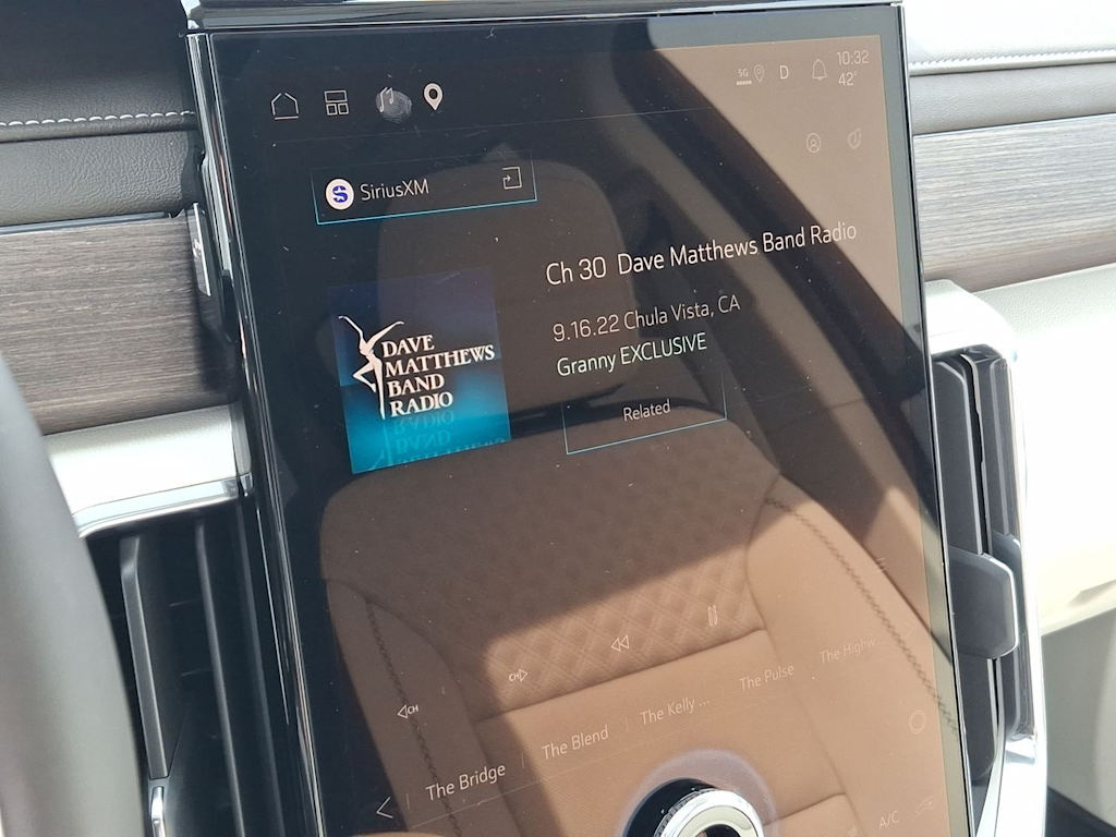 Thumbnail: 2025 GMC Acadia - 13