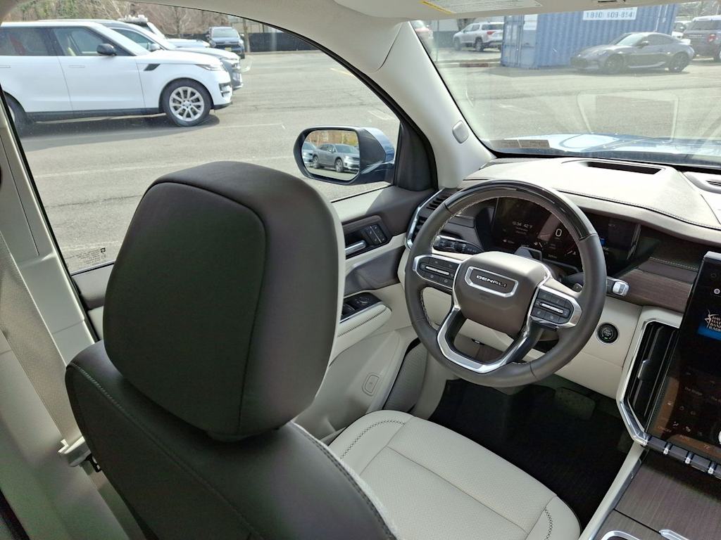 Thumbnail: 2025 GMC Acadia - 8