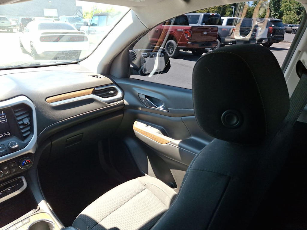 Thumbnail: 2023 GMC Acadia - 7