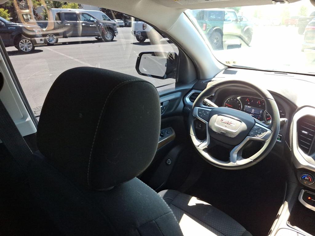 Thumbnail: 2023 GMC Acadia - 10