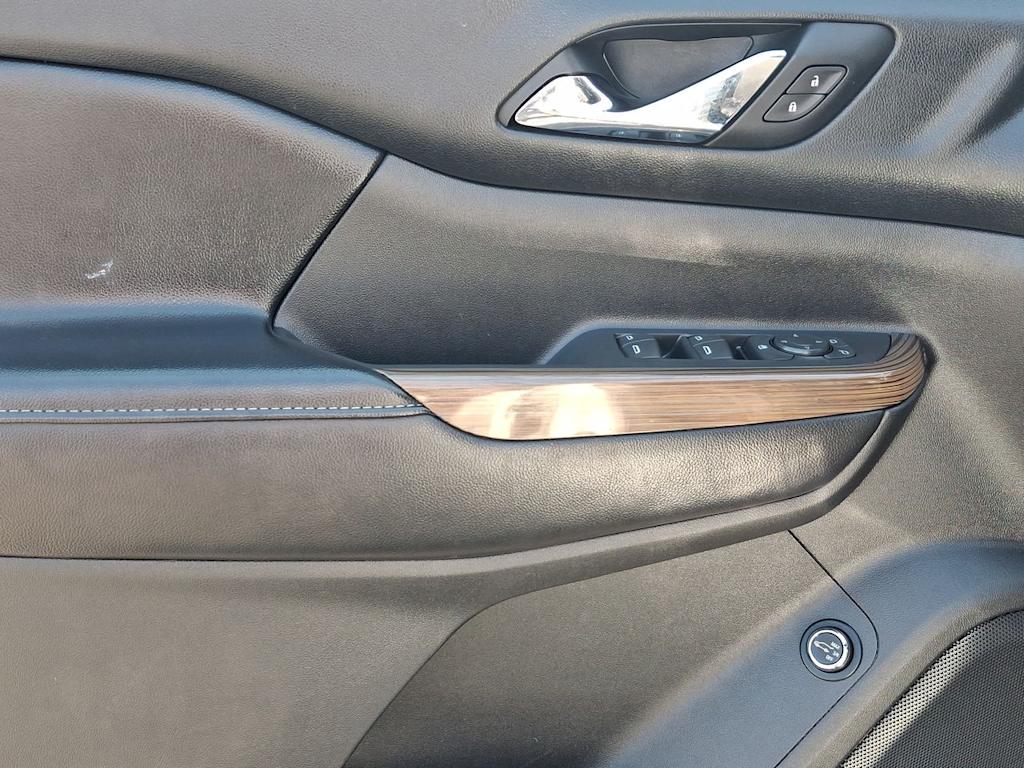 Thumbnail: 2018 GMC Acadia - 22
