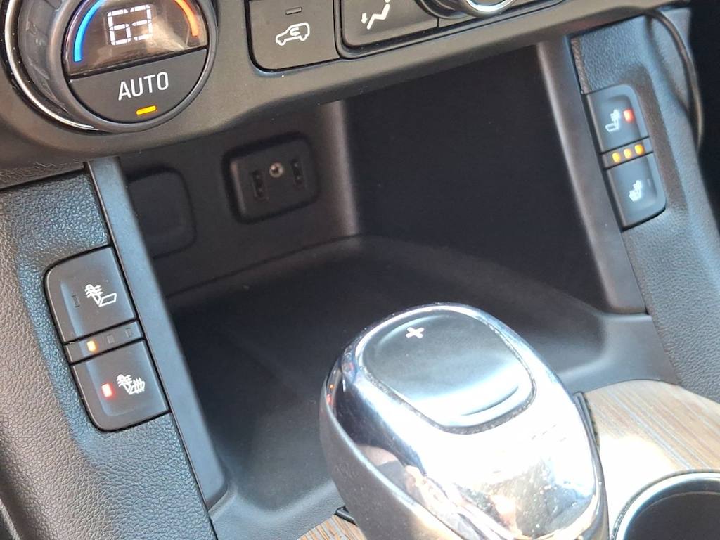 Thumbnail: 2018 GMC Acadia - 27