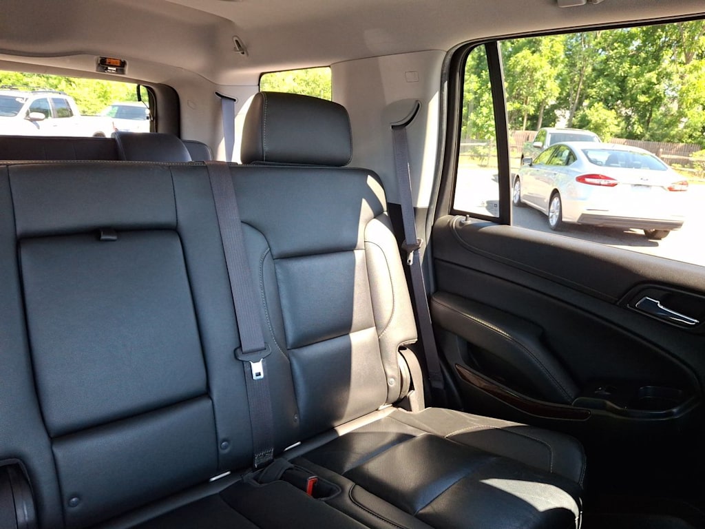 Thumbnail: 2017 GMC Yukon - 21