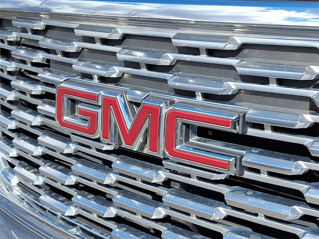 2020 GMC Yukon Denali 6