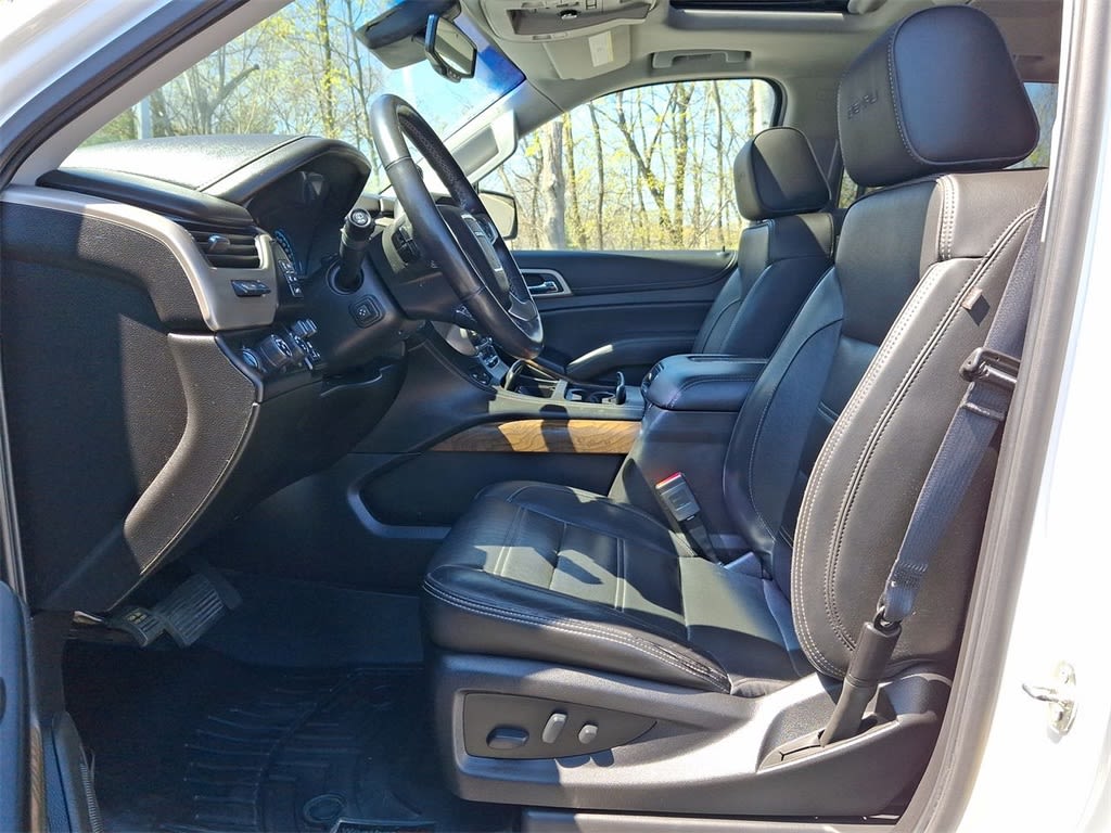 2019 GMC Yukon Denali 9