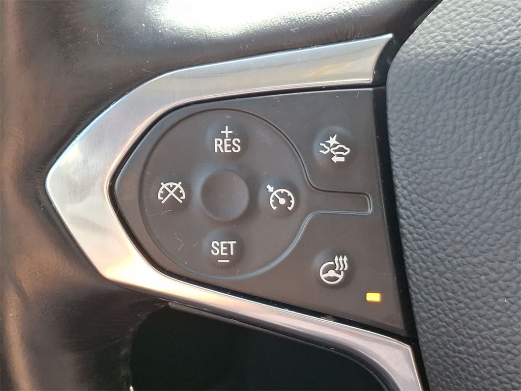 Thumbnail: 2018 Chevrolet Traverse - 26