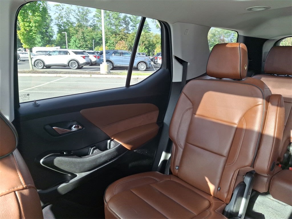 Thumbnail: 2018 Chevrolet Traverse - 10