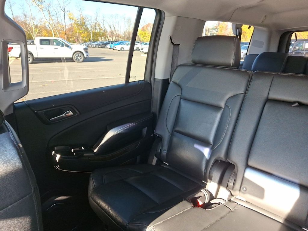 Thumbnail: 2020 Chevrolet Suburban - 9