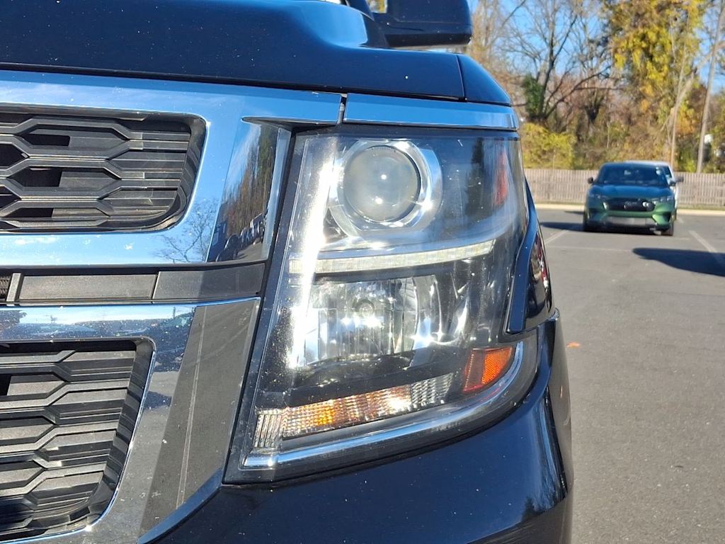 Thumbnail: 2020 Chevrolet Suburban - 30